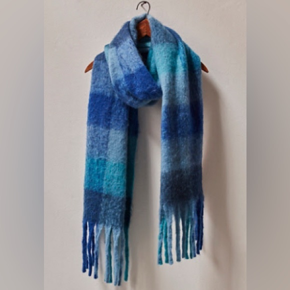 FREE PEOPLE Coming Home Scarf Blue O/S - Picture 1 of 5